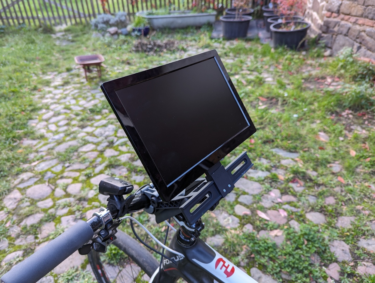 Tablet zur Videowiedergabe am Fahrradlenker - gebraucht